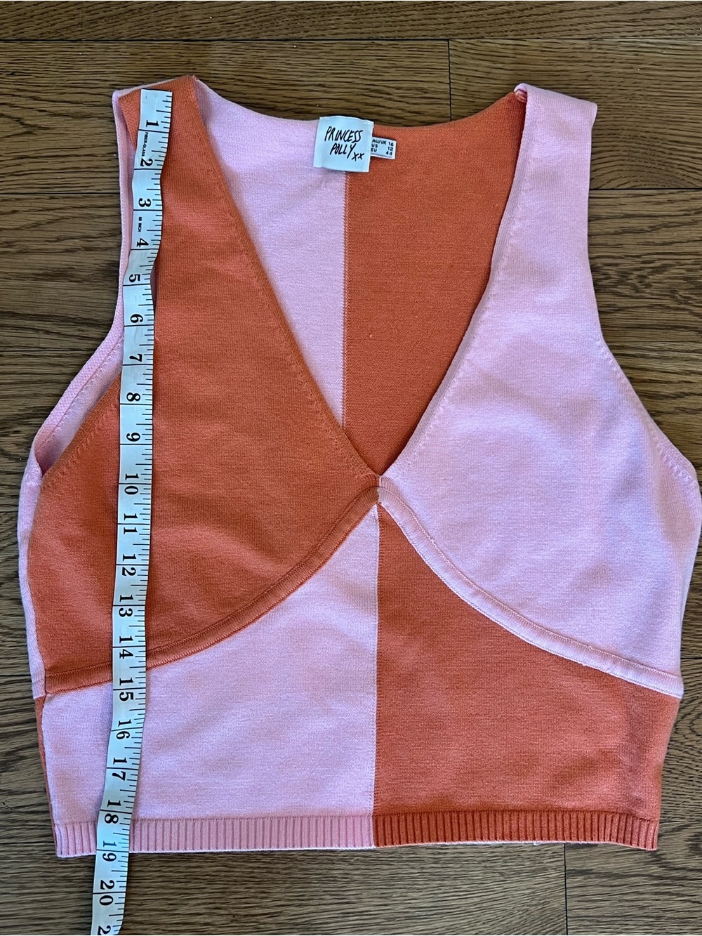 Princess Polly Pink & Orange Colorblock V-Neck Knit Tank Crop - Picture 5 of 6